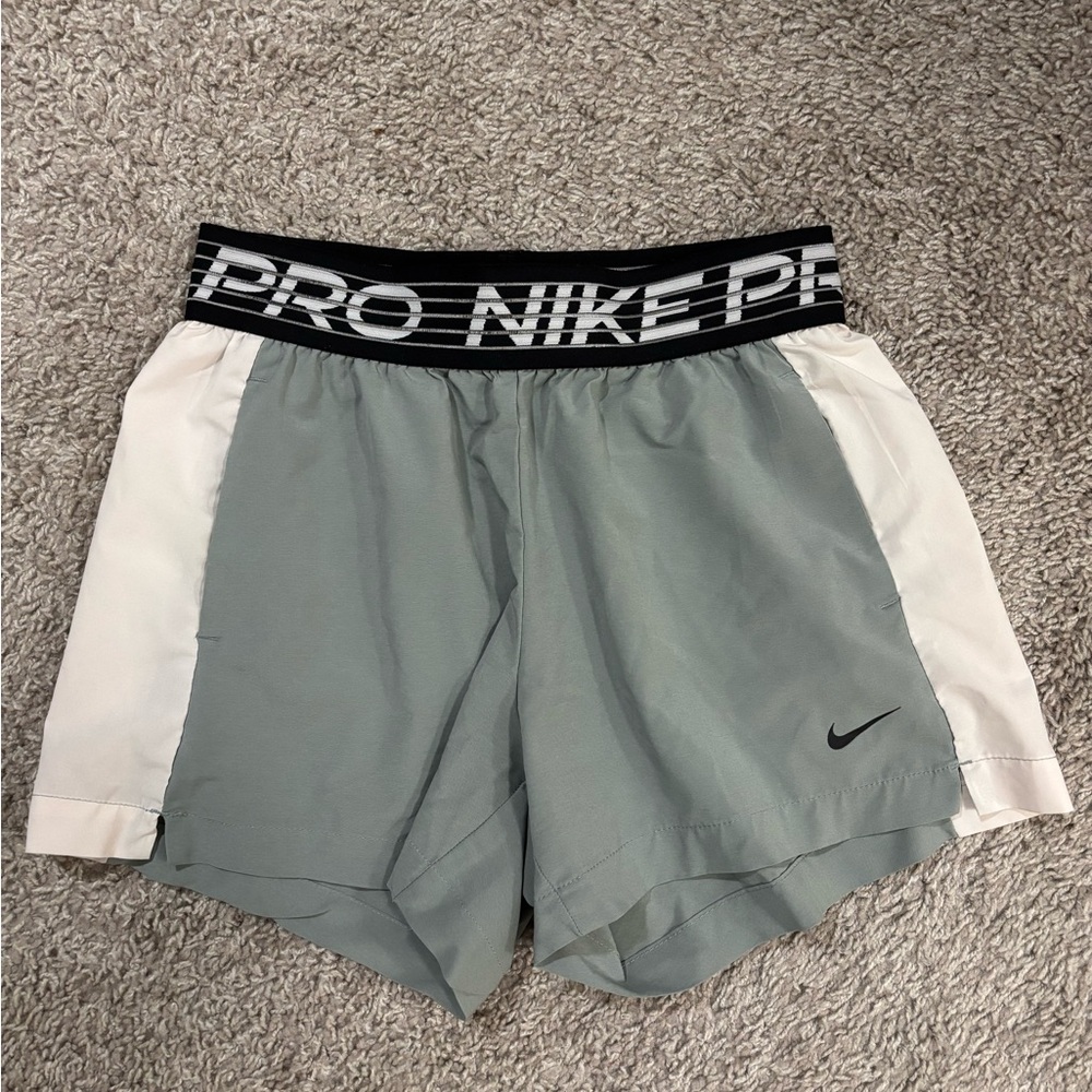 Nike Women’s Core Flex Shorts - Gray / White / Black - Size XS